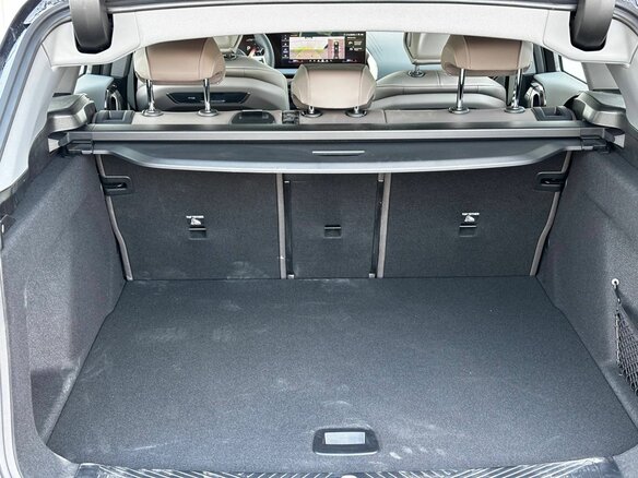 2026 BMW X3 Long 30L xDrive IV (G45/G48), чёрный, 7590000 рублей - вид 9