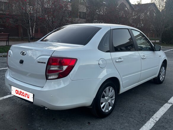 2016 Lada (ВАЗ) Granta I, белый, 505000 рублей - вид 4