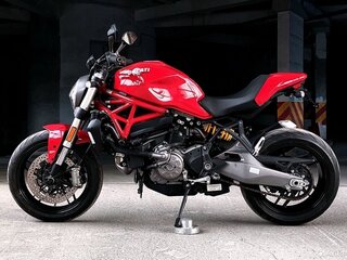 2020 Ducati Monster 821, красный, 800000 рублей, вид 2