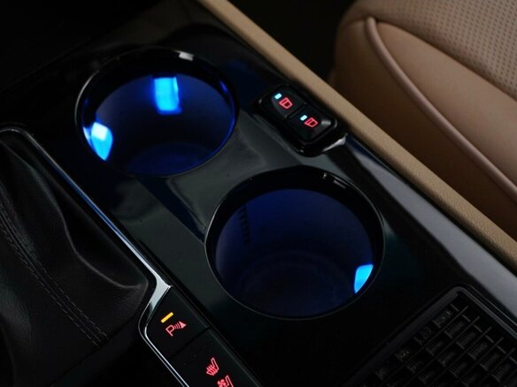 2019 Kia Carnival III, чёрный, 3490000 рублей - вид 26