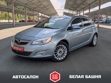 Opel Astra J