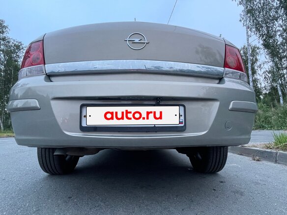 2013 Opel Astra H Рестайлинг, серый, 750000 рублей - вид 3