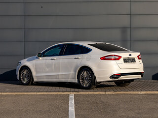2016 Ford Mondeo V, белый, 1695000 рублей, вид 4