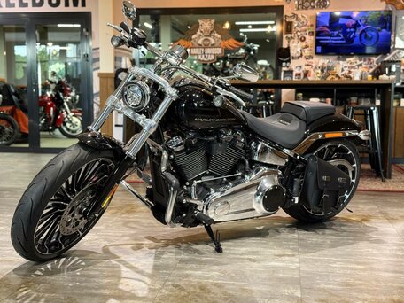 2025 Harley-Davidson Breakout, чёрный, 3500000 рублей, вид 2