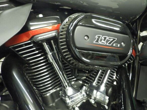 2018 Harley-Davidson CVO Road Glide, серый, 2150000 рублей - вид 8
