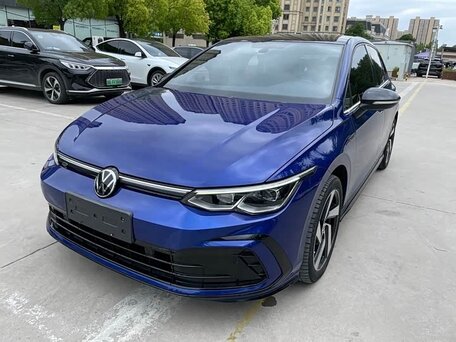 Volkswagen Golf VIII