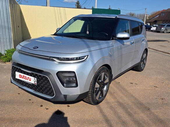 2019 Kia Soul III, серебристый, 1620000 рублей - вид 2