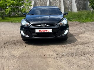 2011 Hyundai Solaris I, чёрный, 720000 рублей, вид 3