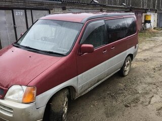 1998 Honda Stepwgn I, красный, 470000 рублей, вид 3