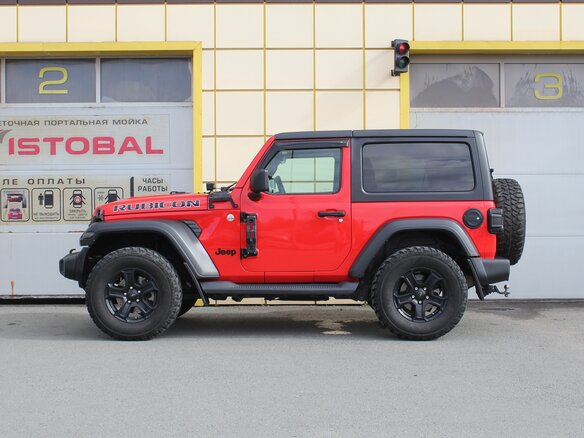 2020 Jeep Wrangler IV (JL), чёрный, 4995000 рублей - вид 2