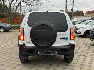 2026 Lada (ВАЗ) Niva Travel I Рестайлинг, белый, 1603000 рублей, вид 5
