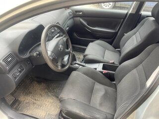 2008 Toyota Avensis II Рестайлинг, серебристый, 760000 рублей, вид 5