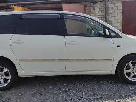 2002 Toyota Ipsum II (M20), белый, 680000 рублей, вид 4