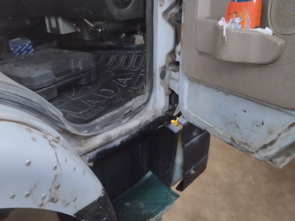 2007 Dongfeng EQ1074, серый, 900000 рублей - вид 25