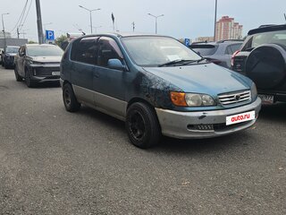 1999 Toyota Ipsum I (M10), голубой, 350000 рублей, вид 1