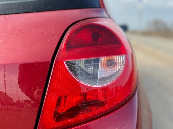 2008 Renault Clio III, красный, 390000 рублей - вид 8