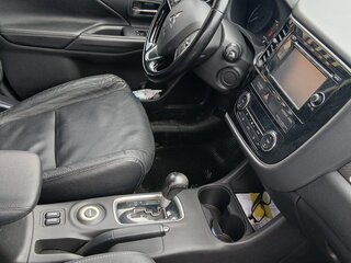 2015 Mitsubishi Outlander III Рестайлинг 2, серый, 1370000 рублей, вид 5