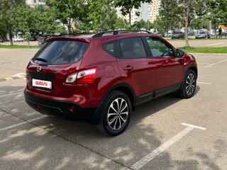 2013 Nissan Qashqai I Рестайлинг, красный, 1400000 рублей, вид 5