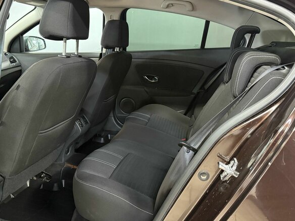 2016 Renault Fluence I Рестайлинг, коричневый, 690000 рублей - вид 11