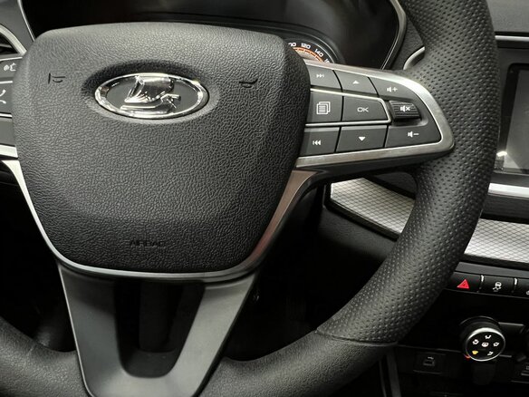 2024 Lada (ВАЗ) Vesta I Рестайлинг (NG), коричневый, 1349900 рублей - вид 8