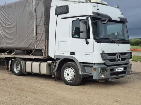 2011 Mercedes-Benz Actros, белый, 3550000 рублей, вид 2