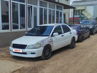 2000 Mitsubishi Lancer Cedia IX, белый, 240000 рублей, вид 3