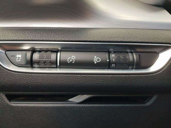 2021 Geely Coolray I, серый, 1599000 рублей - вид 15