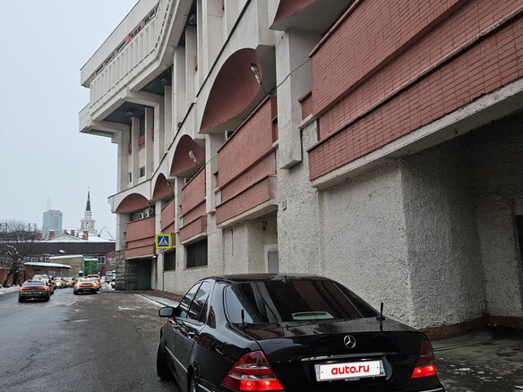 2000 Mercedes-Benz S-Класс 600 Long IV (W220), чёрный, 650000 рублей - вид 6