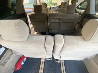 2006 Toyota Alphard I Рестайлинг, белый, 1430000 рублей, вид 5