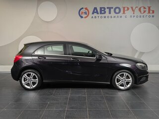 2014 Mercedes-Benz A-Класс 180 III (W176), фиолетовый, 1170000 рублей, вид 5