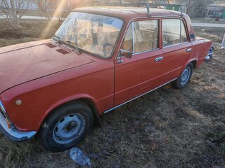 1983 Lada (ВАЗ) 21011, красный, 160000 рублей, вид 3