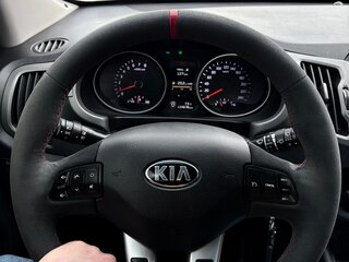 2015 Kia Sportage III Рестайлинг, белый, 1650000 рублей, вид 3