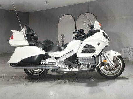 2012 Honda GL 1800 Gold Wing, белый, 1281000 рублей, вид 1