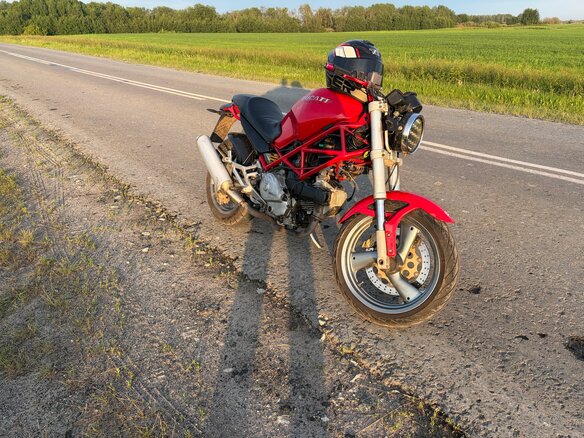 1999 Ducati Monster 400, красный, 200000 рублей - вид 3