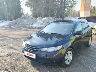 2010 Kia Cerato 5-speed II, чёрный, 680000 рублей, вид 3