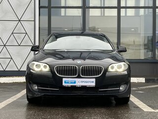 2013 BMW 5 серии 520i VI (F10/F11/F07), чёрный, 1469000 рублей, вид 2