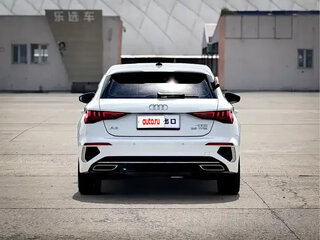 2023 Audi A3 Sportback 35 TFSI IV (8Y), белый, 1990000 рублей, вид 5
