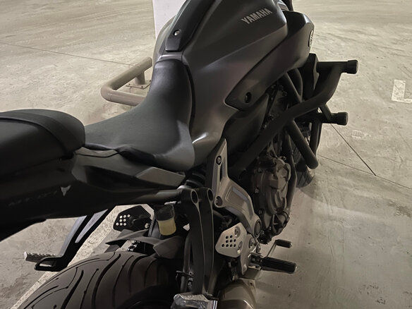 2015 Yamaha MT-07 (FZ-07), серый, 639000 рублей - вид 6