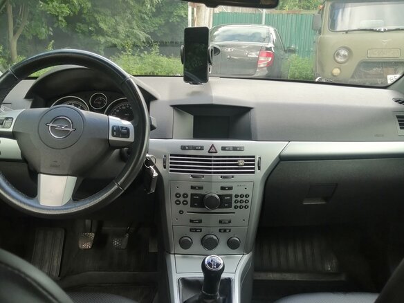 2011 Opel Astra H Рестайлинг, серый, 700000 рублей - вид 5