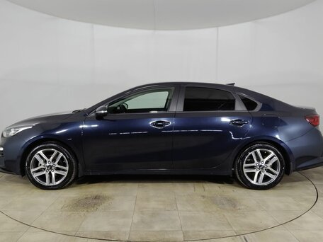 2020 Kia Cerato IV, синий, 1870000 рублей, вид 4