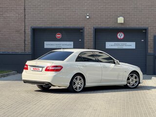 2010 Mercedes-Benz E-Класс 200 5G-Tronic IV (W212, S212, C207), белый, 1570000 рублей, вид 2