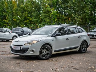 2010 Renault Megane III, белый, 699000 рублей, вид 1