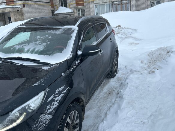 2014 Kia Sportage III Рестайлинг, чёрный, 1200000 рублей - вид 3