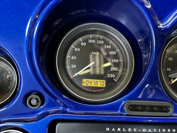 2010 Harley-Davidson Electra Glide, синий, 912000 рублей - вид 7