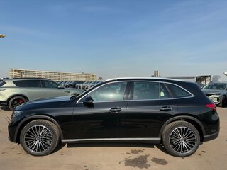 2025 Mercedes-Benz GLC 300 II (X254), чёрный, 8800000 рублей, вид 3