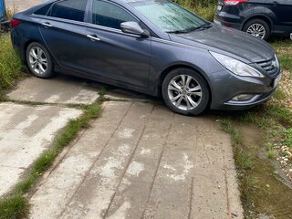 2010 Hyundai Sonata VI (YF), серый, 860000 рублей, вид 2