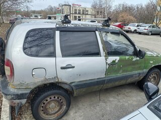 2005 Chevrolet Niva I, серебристый, 200000 рублей, вид 3