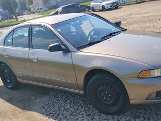2001 Mitsubishi Galant VIII Рестайлинг, серебристый, 170000 рублей, вид 2