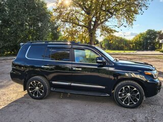 2012 Toyota Land Cruiser 200 Series Рестайлинг 1, чёрный, 2900000 рублей, вид 3