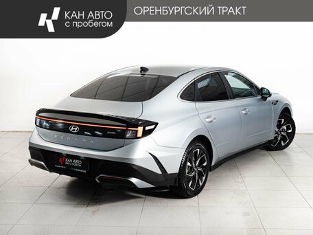 2024 Hyundai Sonata VIII (DN8) Рестайлинг, серый, 3900000 рублей, вид 3